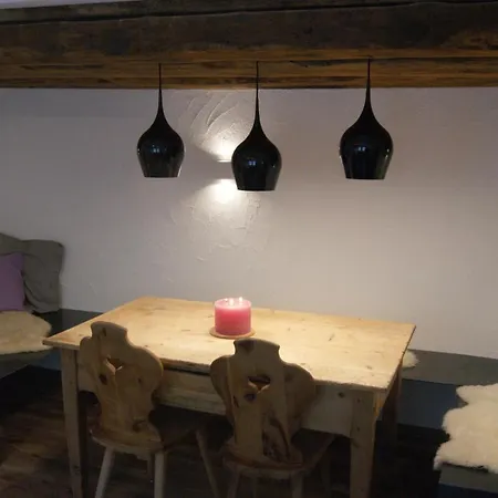 Charming 3½ In Valposchiavo 度假居 *